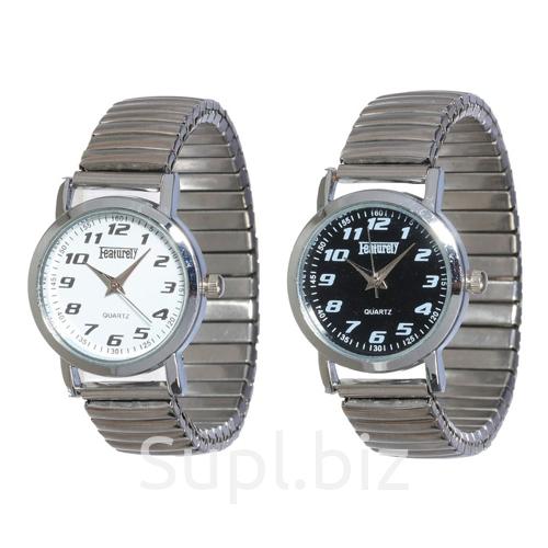Часы браслет резинка. Featurely часы Quartz. Featurely часы Quartz женские. Часы женские на браслете на резинке. Часы с металлическим браслетом резинкой.
