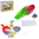 Набор для уборки "Маленькая помощница" с пылесосом