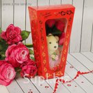 Мишка с розами в коробке "От всей души" 5 розовых роз