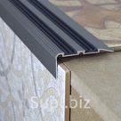 Алюминиевый угловой порог противоскользящий с резиновыми вставками ПО 6830