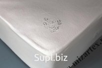 Наматрасник непромокаемый с бортом из кулирки с резинкой по всей длине