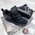 DC Shoes model 1